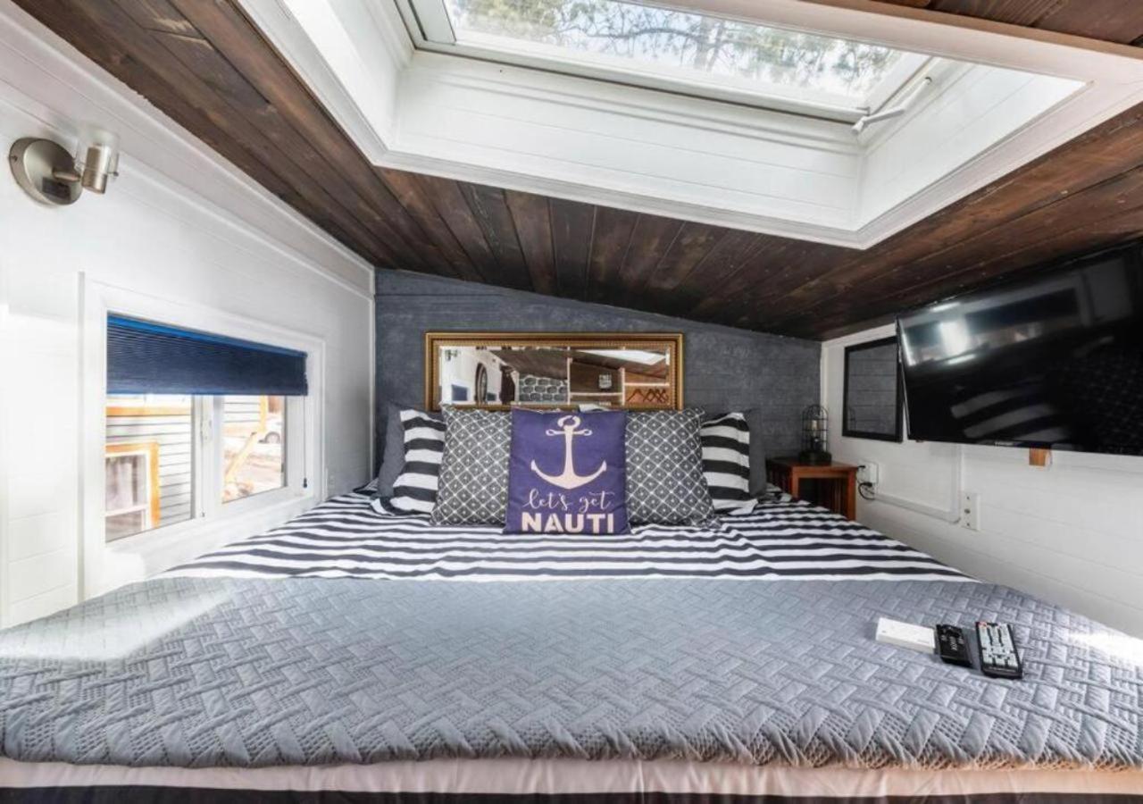 Ashore The Clouds Glamping Awaits Woodland Park Exterior foto